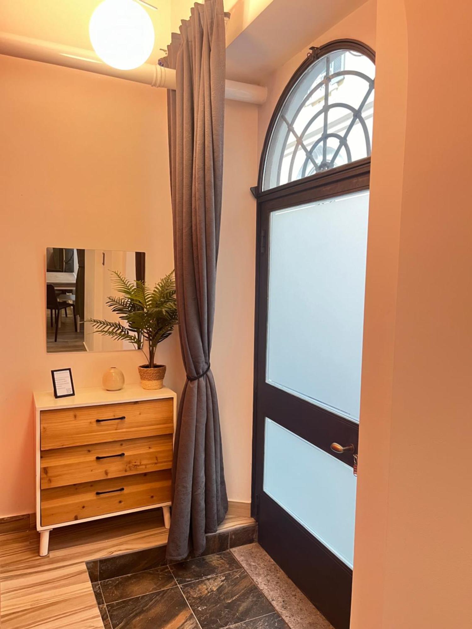 Residence Diaz Como Eksteriør billede